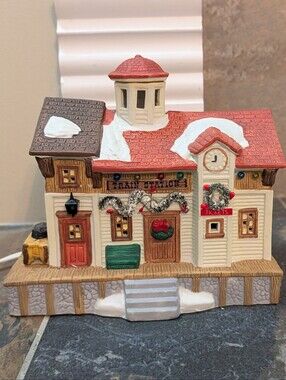 Noma Train Station Vintage Dickens Village Lighted Christmas House